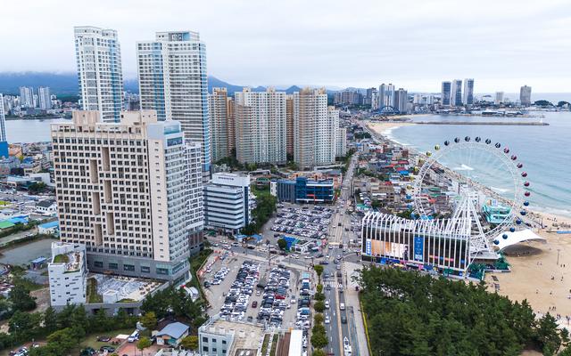 르컬렉티브 속초해변